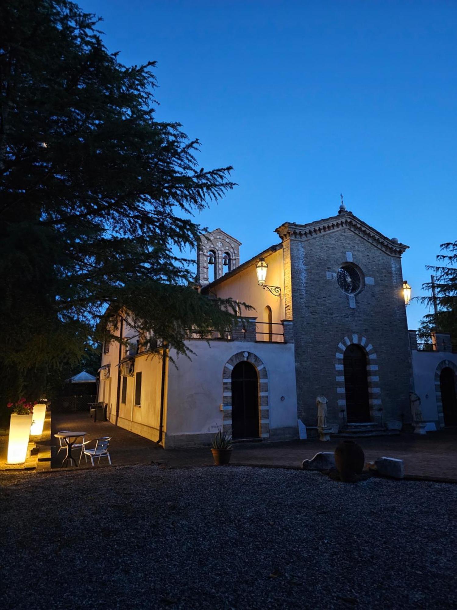 Hotel Convento Di San Martino in Crocicchio Urbino Esterno foto